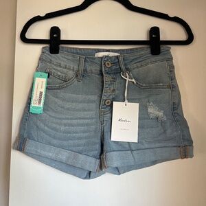 Kan Can Ila Distressed Tacked Cuffed Short